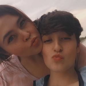 Meet your Posher, Shea